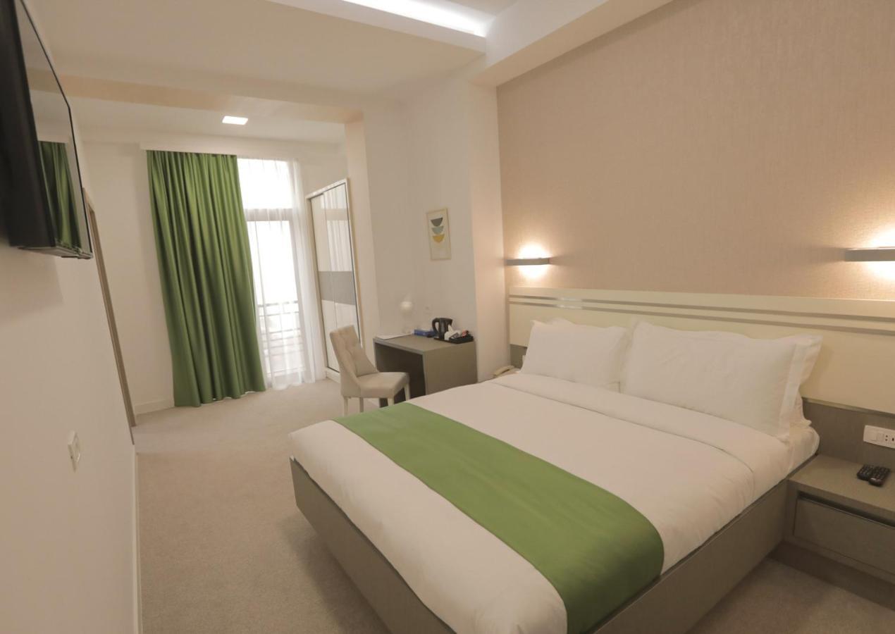 Dave Hotel Erivan Dış mekan fotoğraf